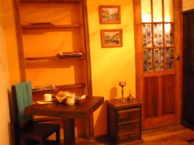 Hostal del Piamonte - image 10