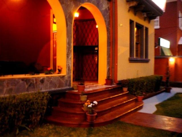 Hostal del Piamonte - image 11