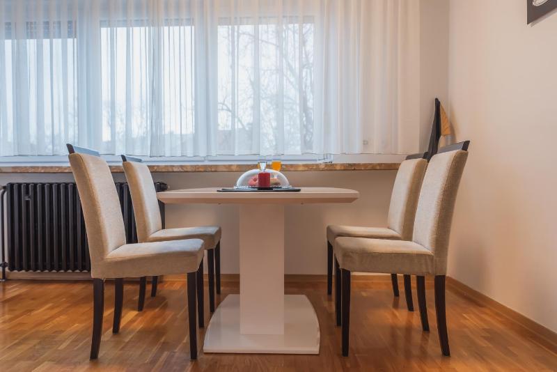 Apartment Check In Zagreb Maksimir-free parking - image 7