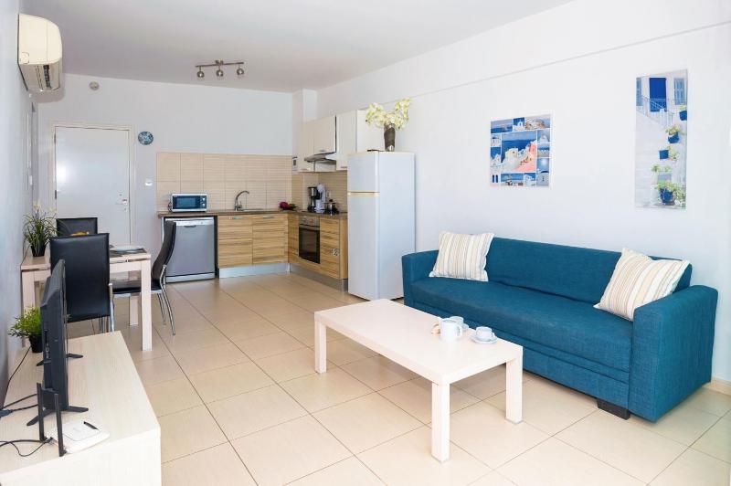 GABRIELA - Coralli Beachfront Apartment - image 10