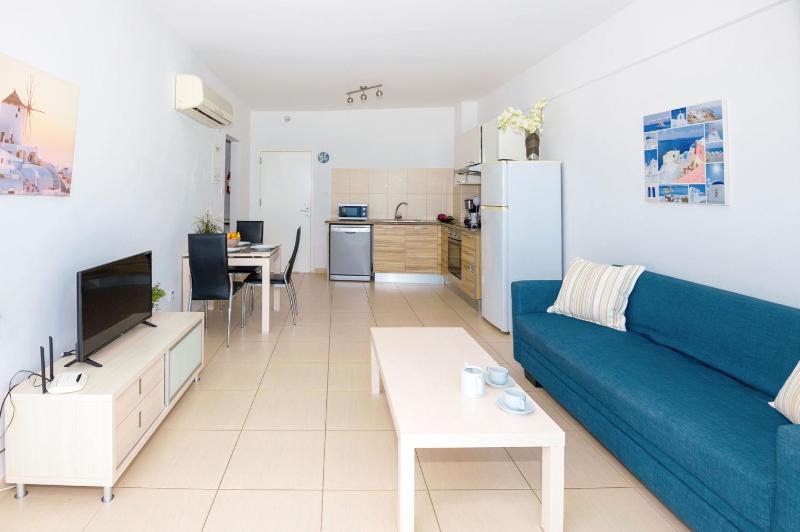 GABRIELA - Coralli Beachfront Apartment - image 15