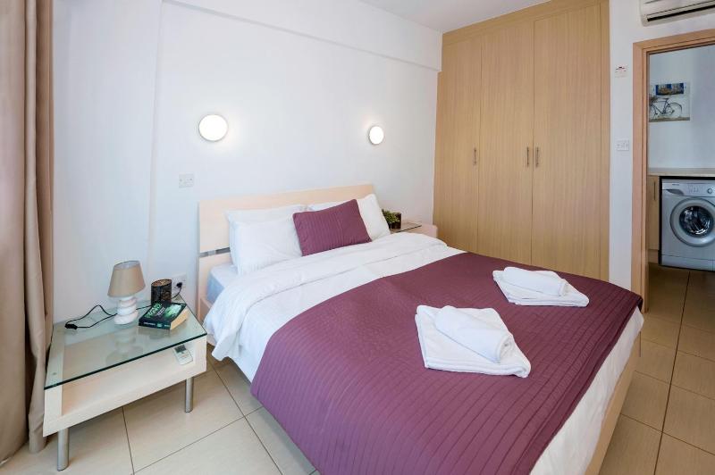GABRIELA - Coralli Beachfront Apartment - image 5