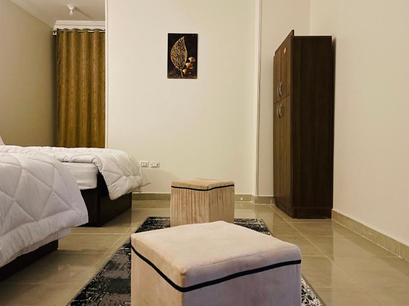Luxury Triple Room image 4