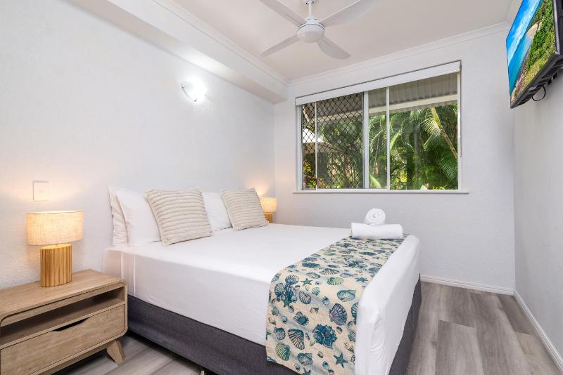 Seascape Holidays - Coral Apartments - image 33