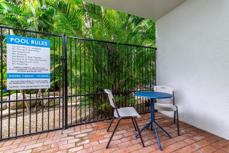 Seascape Holidays - Coral Apartments - image 39