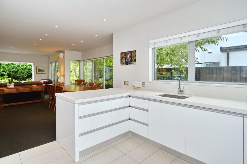 Jeffreys Road - image 15