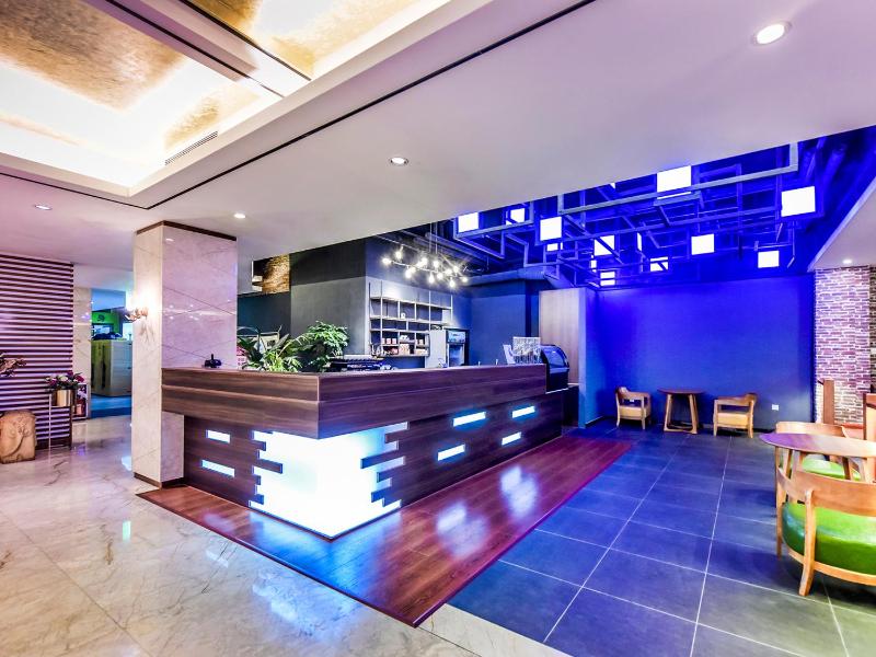 Guangzhou Huihe Hotel - image 14