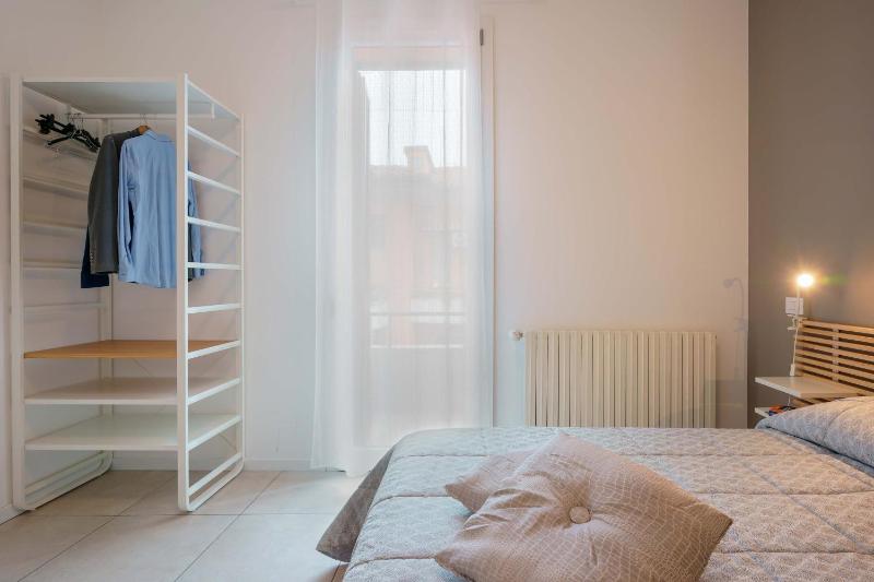 B&B Bentivogli by Lesdomus - fronte Ospedale Sant'Orsola - image 7