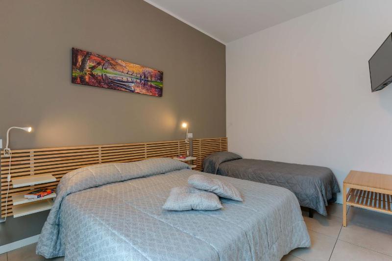 Triple Room image 1
