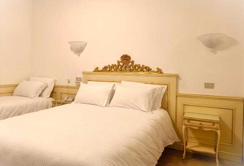 Triple Room with Private Bathroom image 1