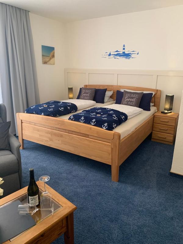 Double Room with Terrace image 1