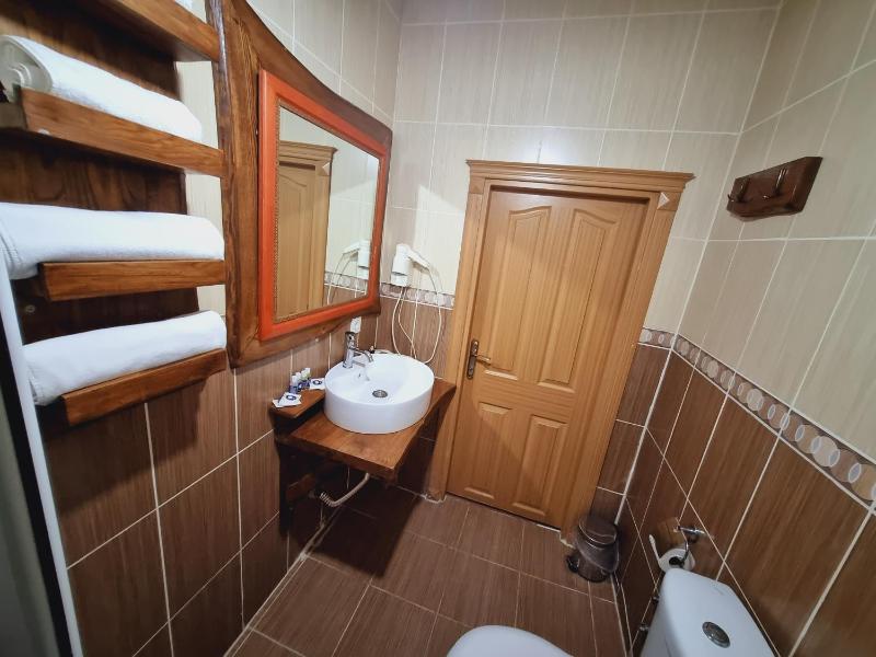 Deluxe Double Room image 4