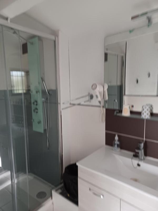 Double Room with Terrace image 4