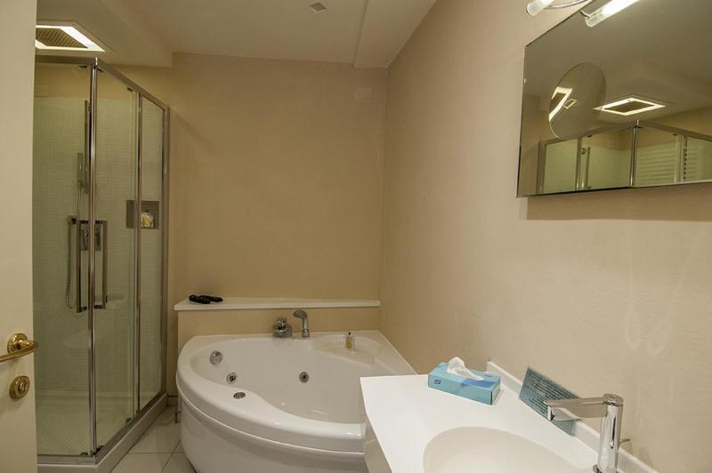 Hotel Alla Corte degli Angeli - image 28