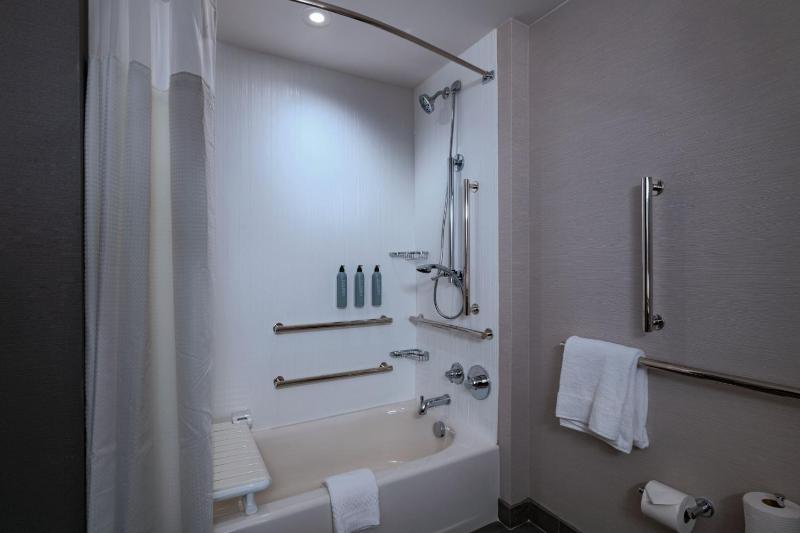 Courtyard by Marriott Colorado Springs North Air Force Academy - image 15