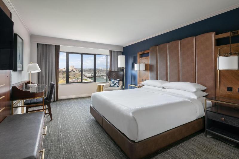 Double Room with Garden View image 1