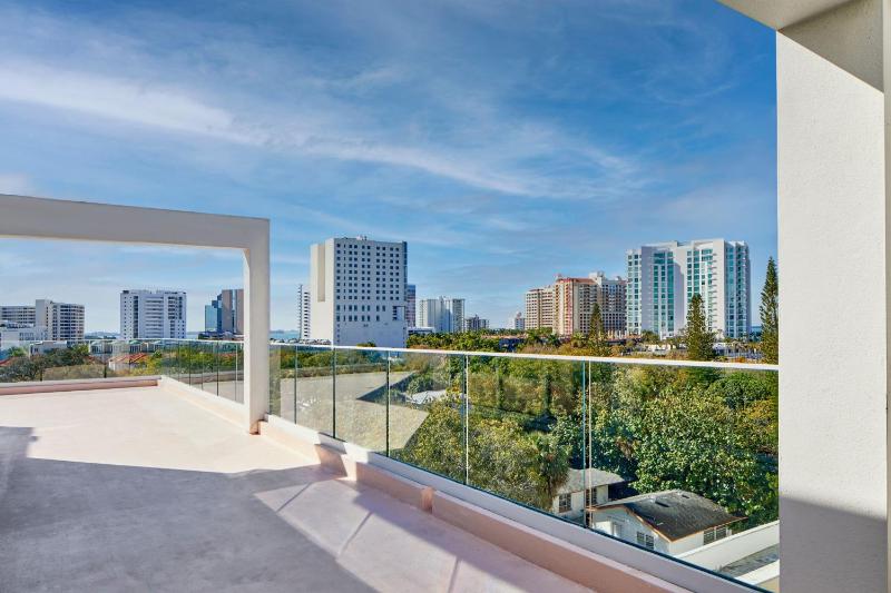 The Sarasota Modern a Tribute Portfolio Hotel - image 10