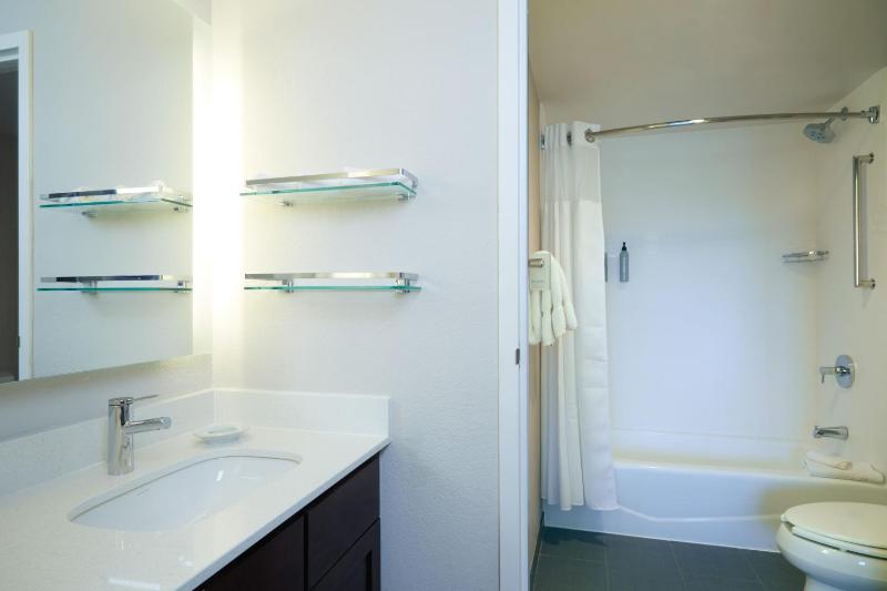 Two-Bedroom Suite with Fireplace image 4