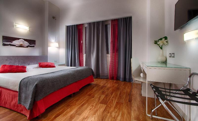 Standard Double or Twin Room image 1