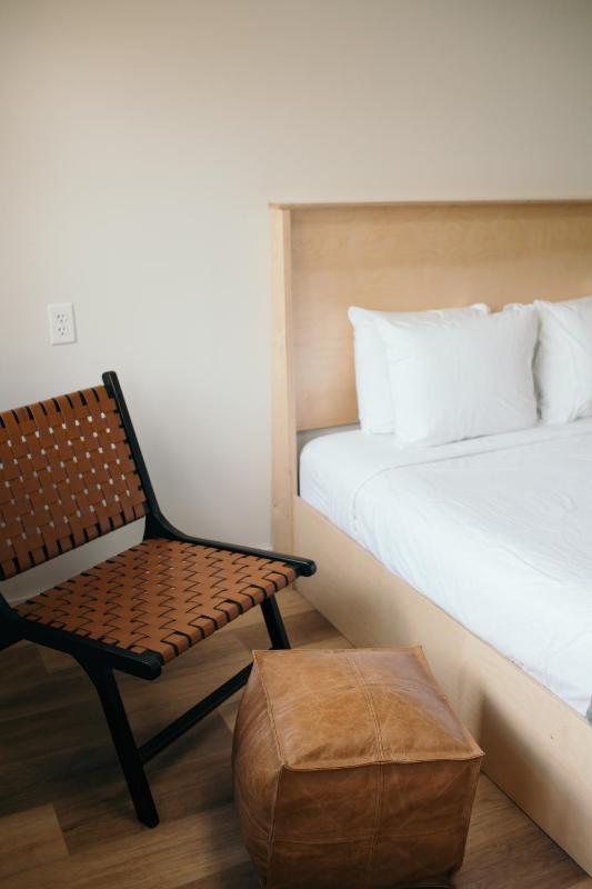 Queen Room image 1
