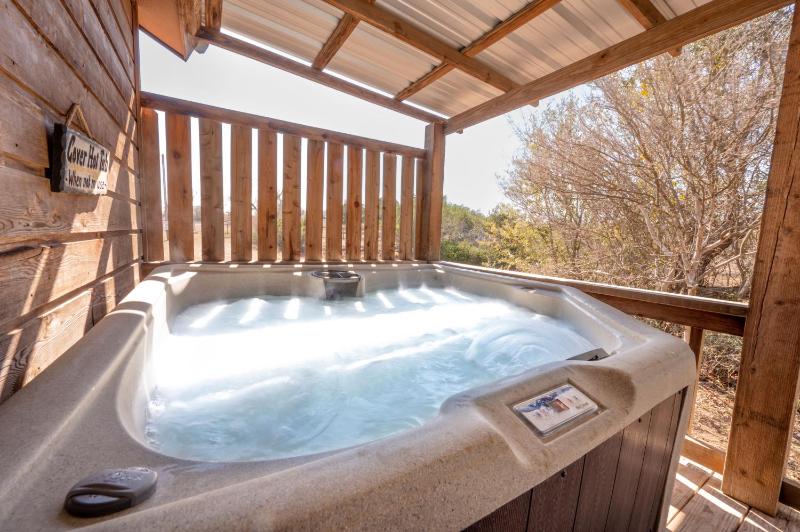 Deluxe Cabin image 1