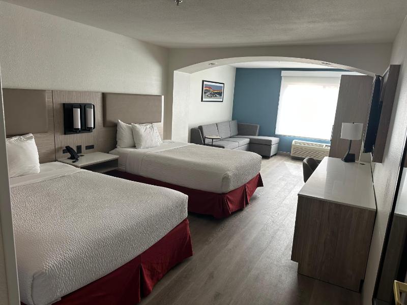 One-Bedroom Suite with Two Queen Beds - Non-Smoking image 3