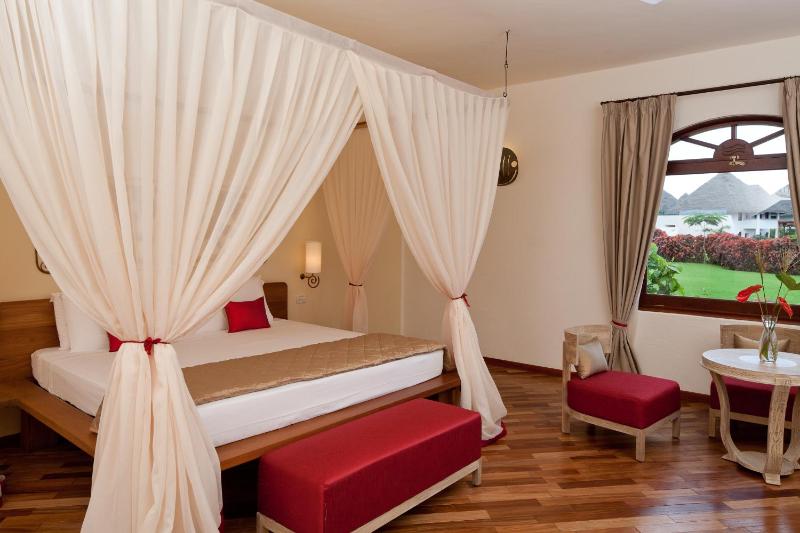 Four-Bedroom Villa with Ocean View 