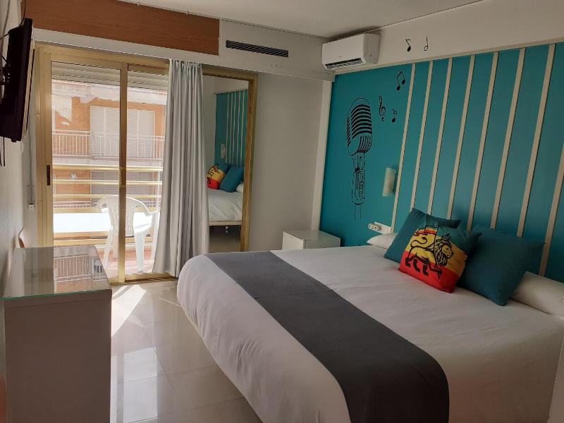 Hotel Clibomar Jamaica - image 32