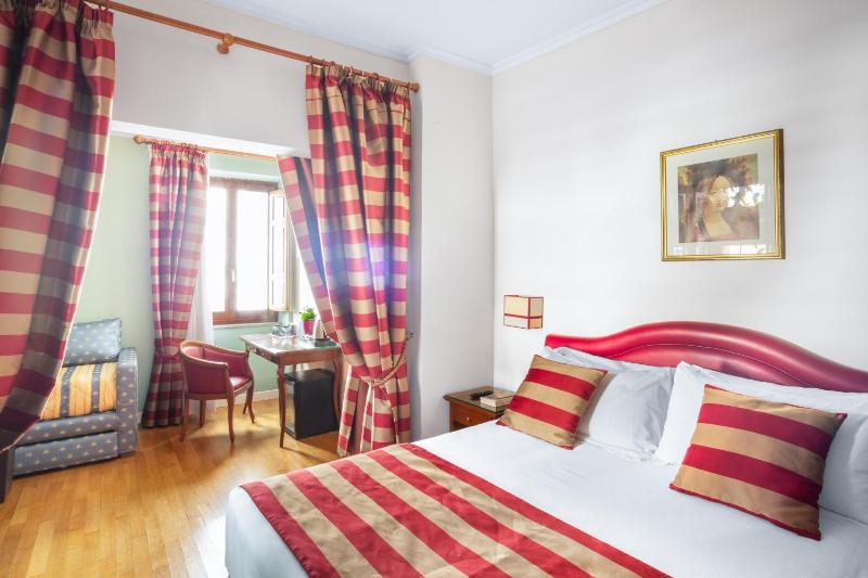 Hotel Piazza Di Spagna - image 9