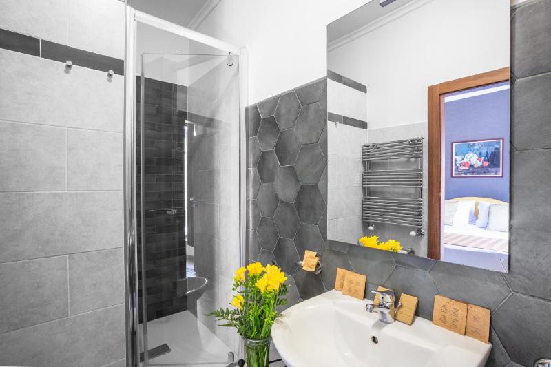 Standard Double Room image 1