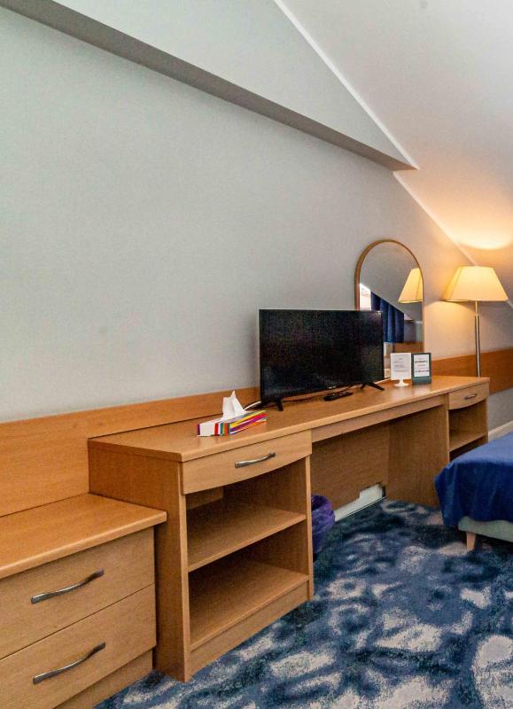 Quadruple Room image 3