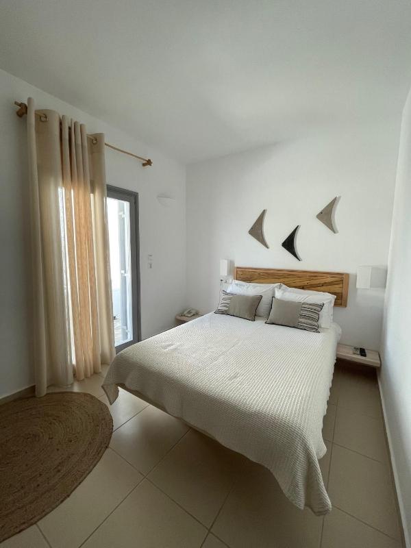Paros Bay - image 35