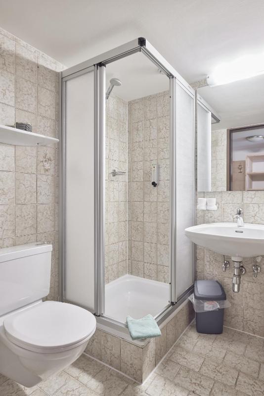 Standard Double or Twin Room image 1