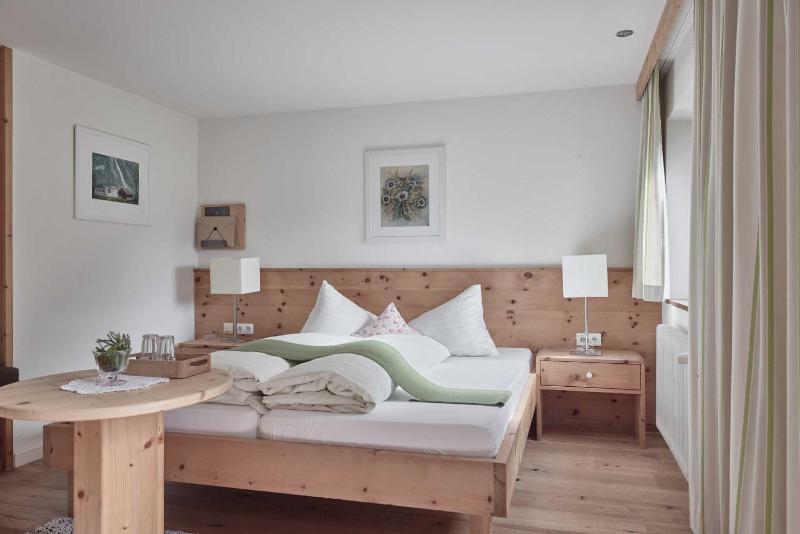 Comfort Double Room with Balcony image 4