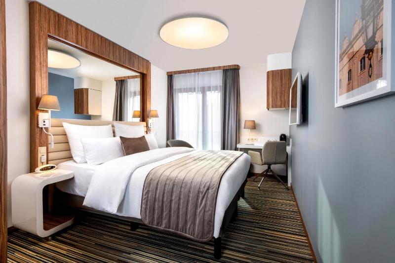 Comfort Double or Twin Room image 1