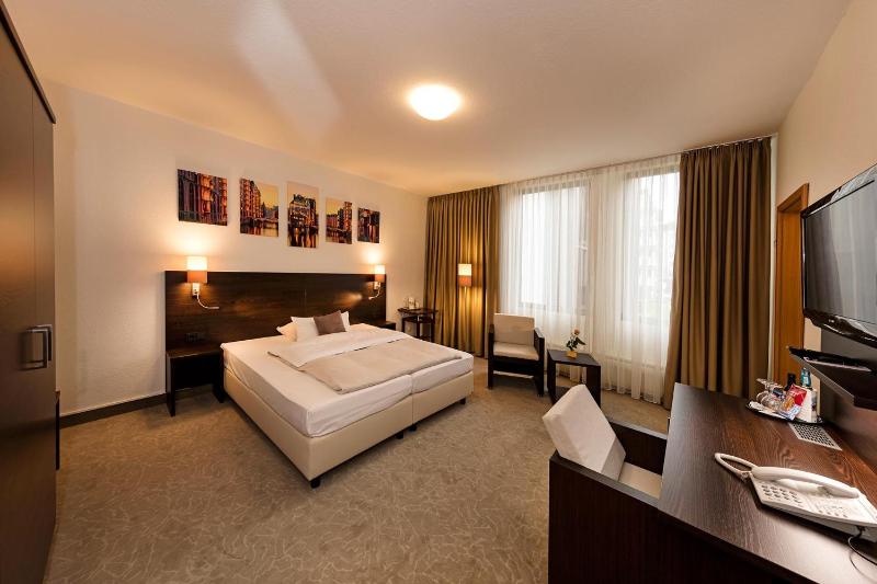 Comfort Single Room image 2