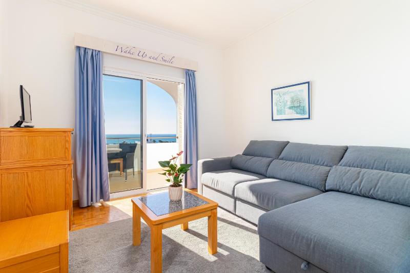 Suite with Sea View image 4