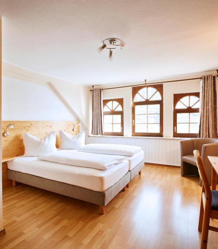 Double Room image 1