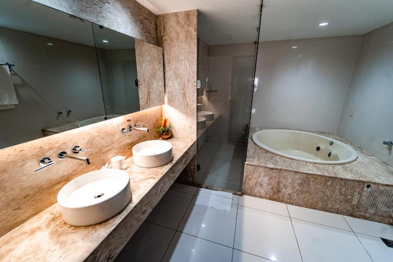 Garden Hotel - image 22