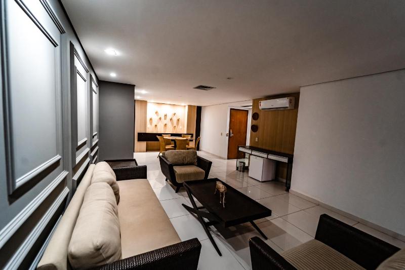 Garden Hotel - image 12