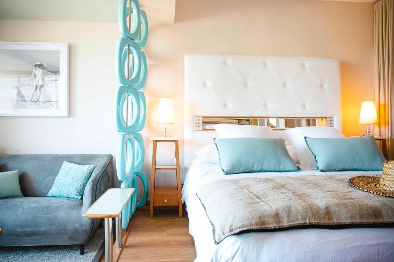 Deluxe Double Room with Wellness Access image 4