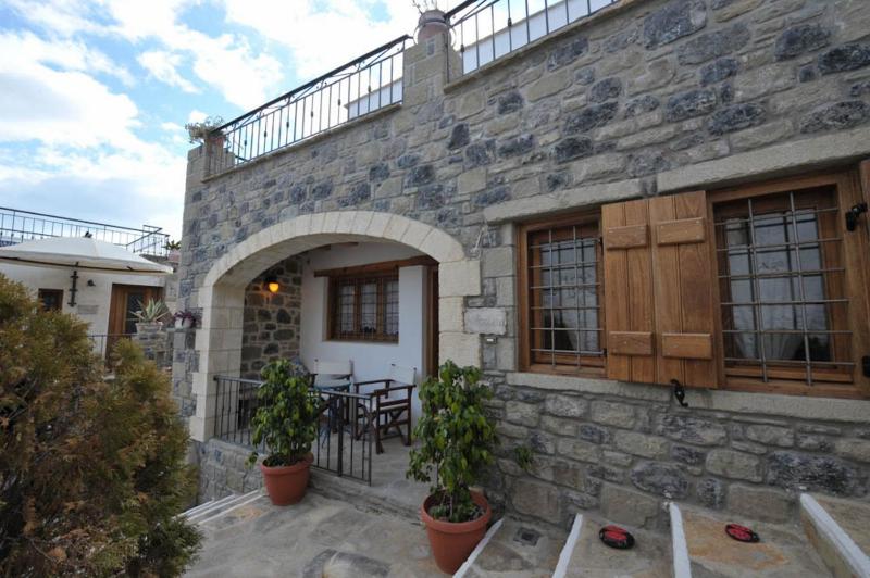 Two-Bedroom Maisonette image 4