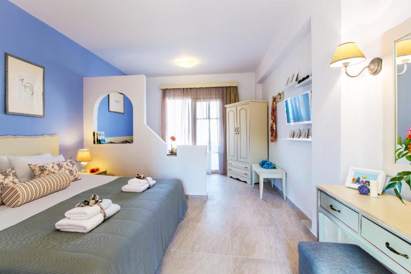 Special Offer - Studio with King Size Bed image 2
