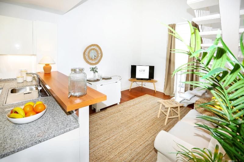 Watermelon Sugar Apartment - image 26