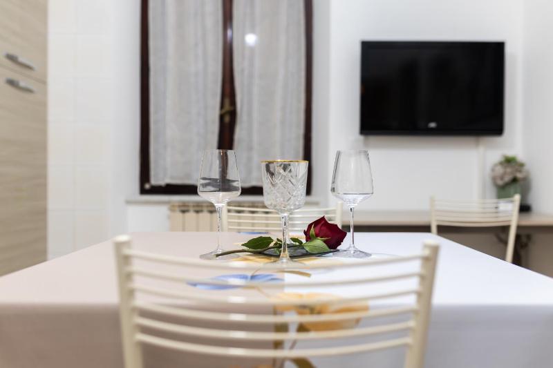 Diana Home - image 21