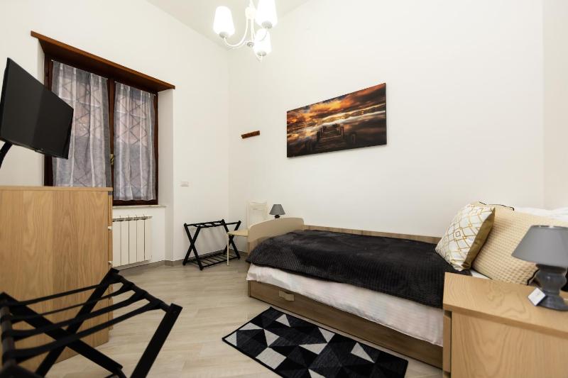 Diana Home - image 16