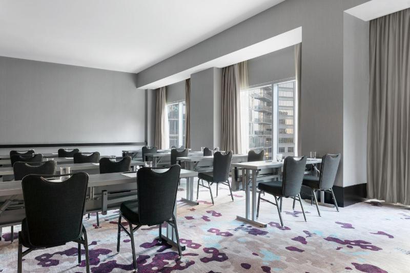Loews Atlanta Hotel - image 15