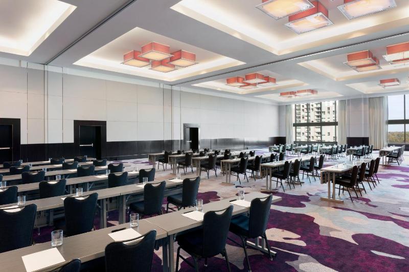 Loews Atlanta Hotel - image 35