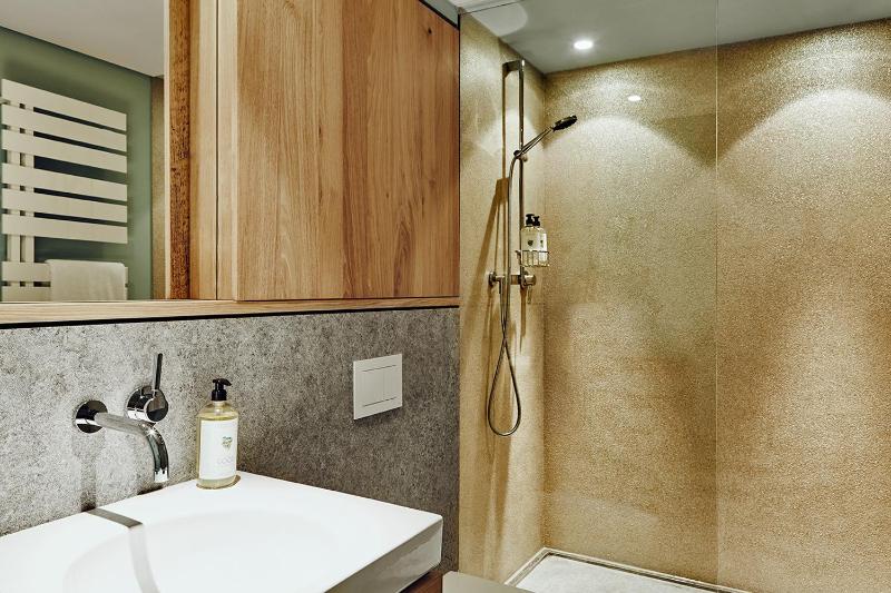 Superior Double Room image 4