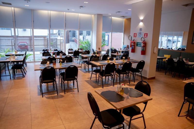 Comfort Hotel Santos - image 9